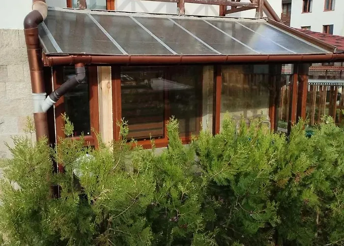 Апартамент Spacious Stylish With Large Terrace And Amazing View, 5 Min To Gondola & Bar Str Банско